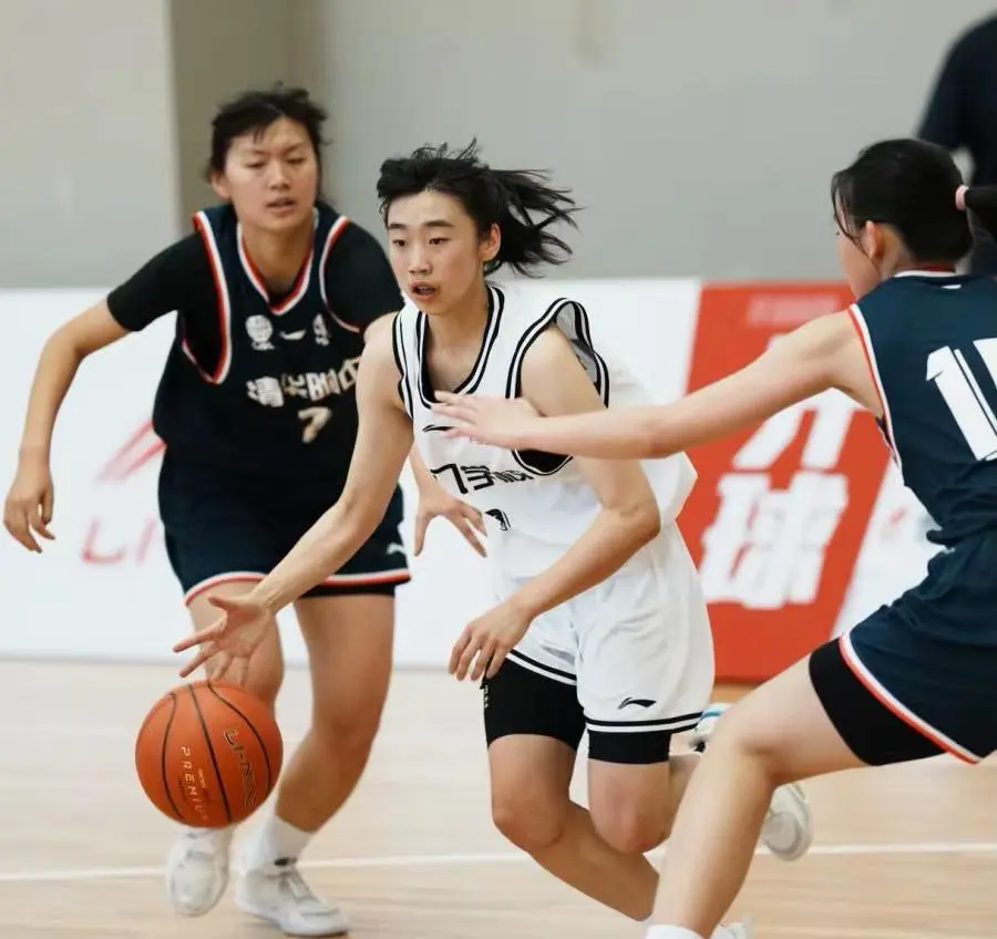 青少年篮球体能训练重点内容为_2